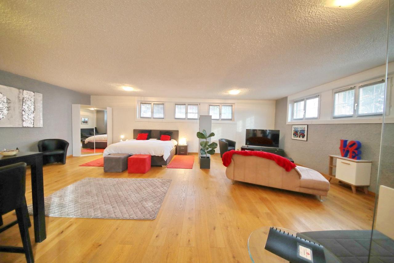 Corseaux Beach Rooms-Riviera Beach Apartments Веве Екстер'єр фото