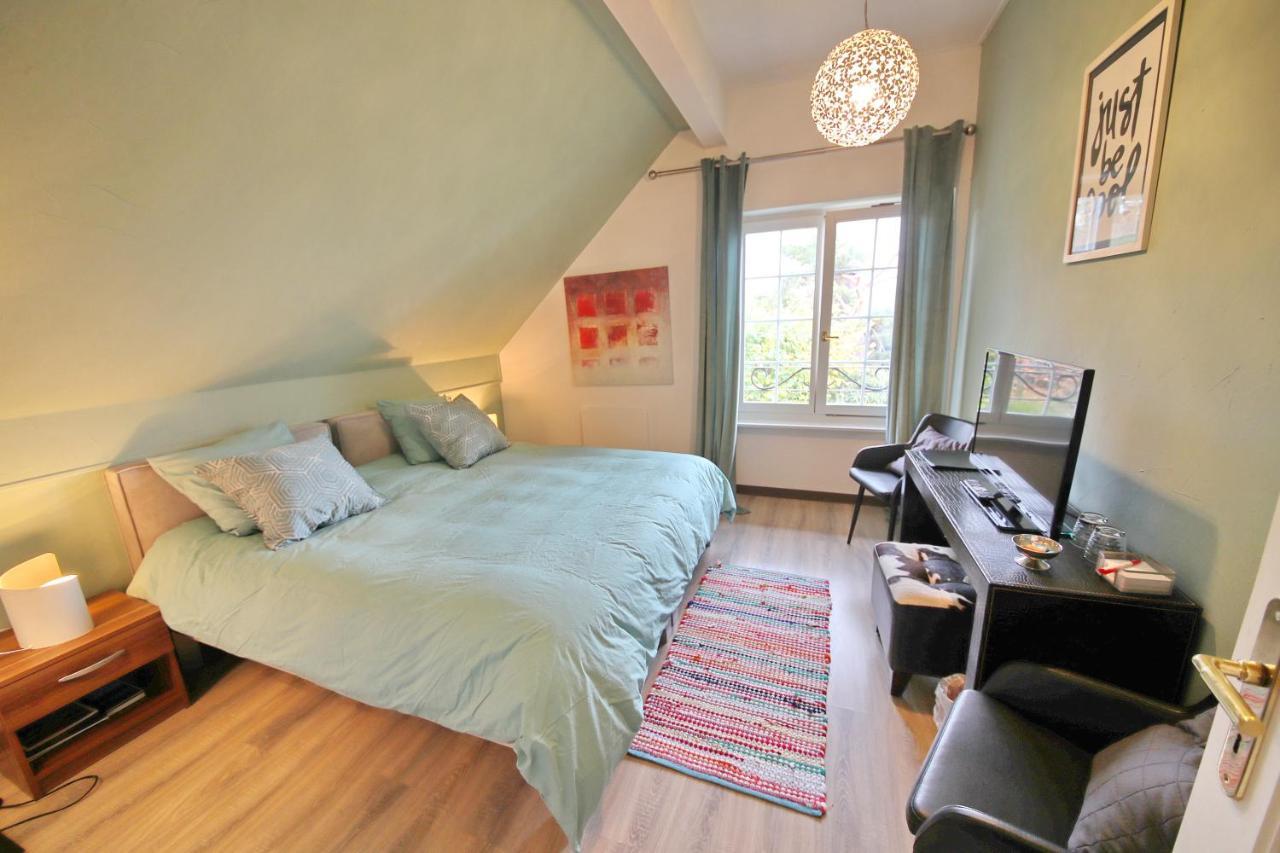 Corseaux Beach Rooms-Riviera Beach Apartments Веве Екстер'єр фото